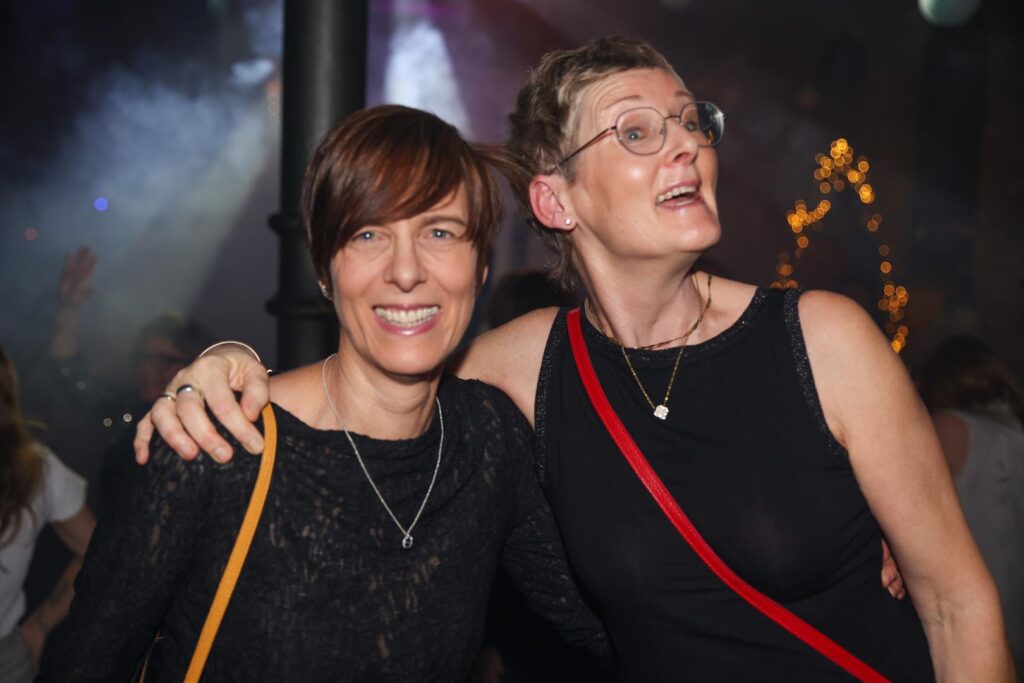 Pixelsaint fotografie cosacks dance party dez 25 1