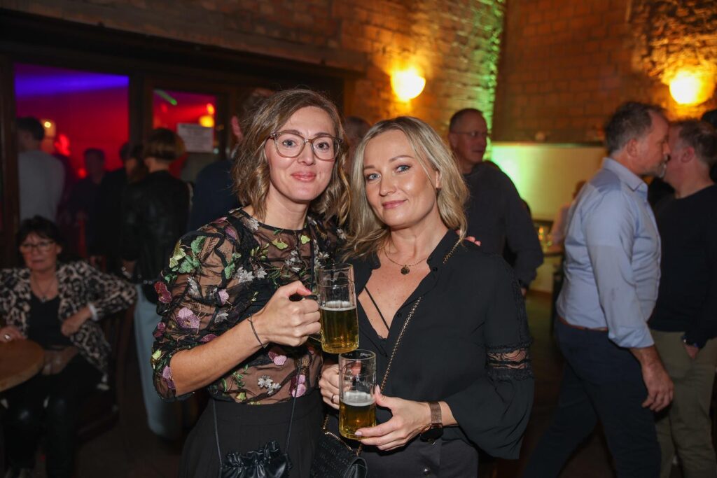 Pixelsaint fotografie cosacks dance party dez 25 1