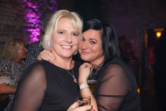 Pixelsaint fotografie cosacks dance party dez 25 1